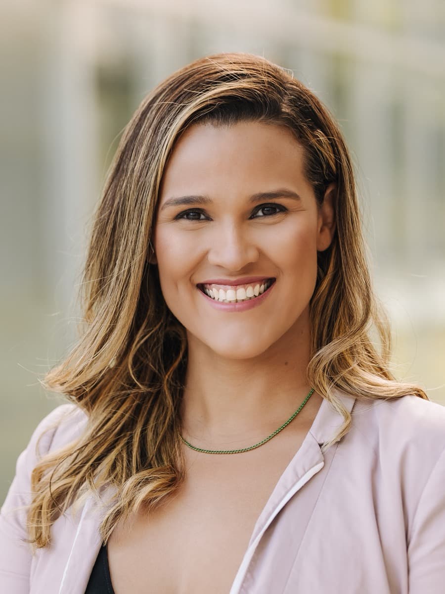 Portrait of Karen Moraes